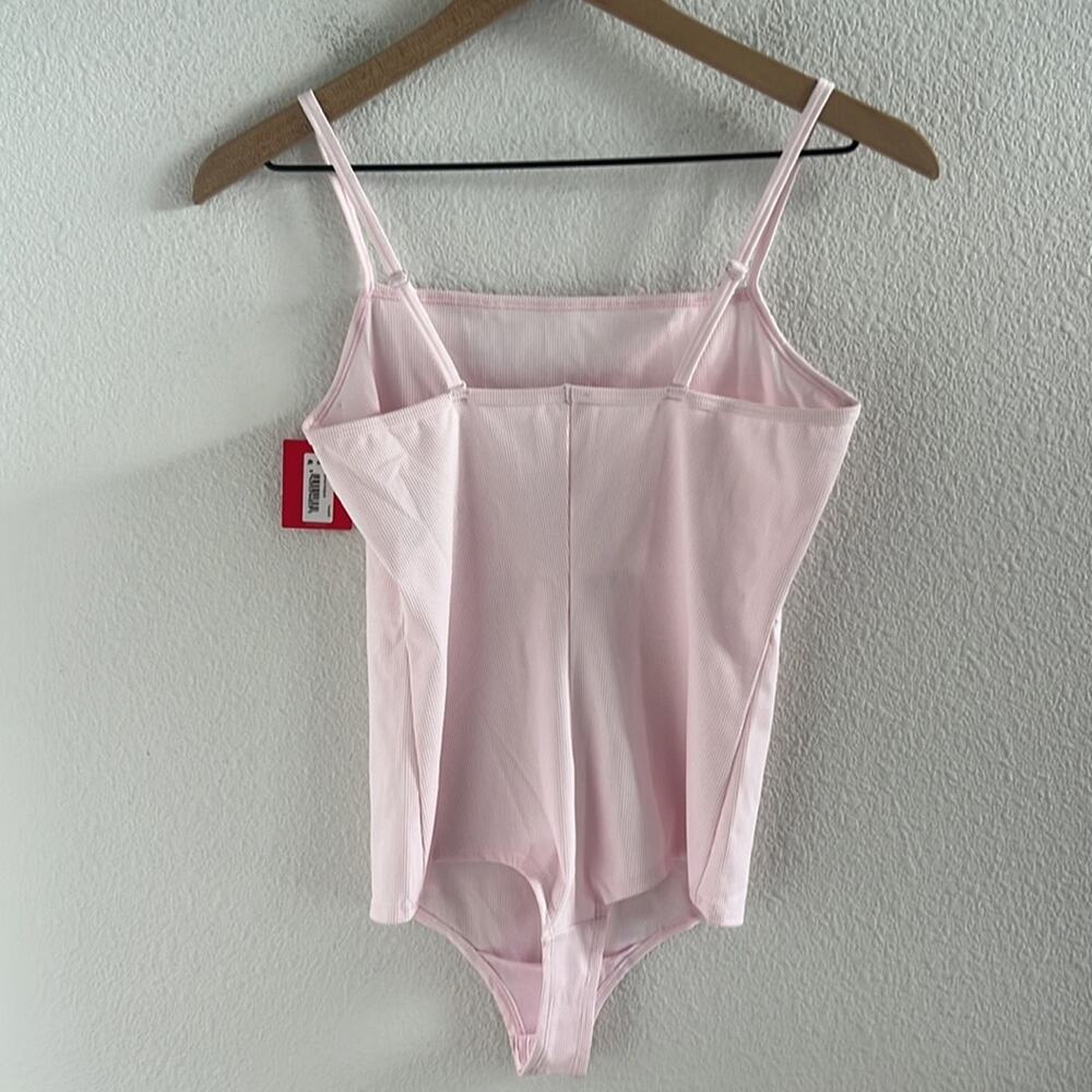 NWT Spanx Ribbed Cami Bodysuit Ice Pink 20360R Medium - Picture 7 of 9
